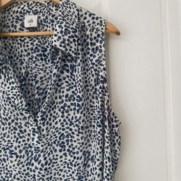 CABI - Blue and White Catwalk Print Sleeveless Top - Picture 3 of 7